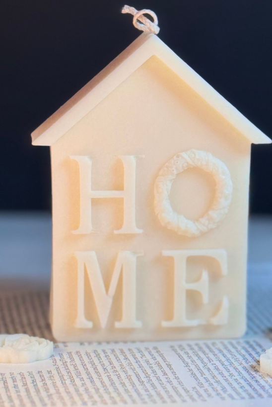 Noel – handgjort husformat blockljus i sojavax