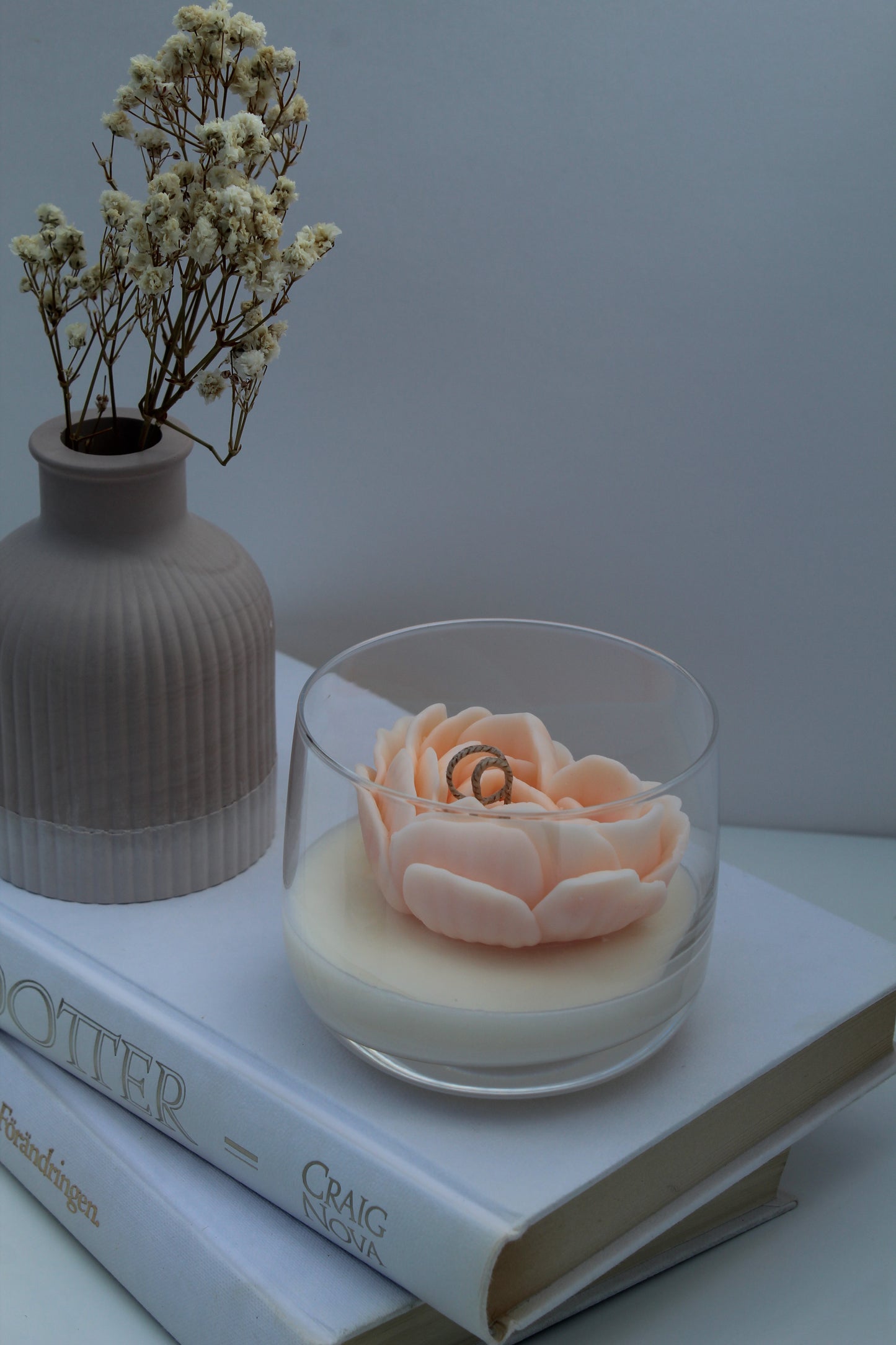 Romantiskt blomljus, perfekt presentide