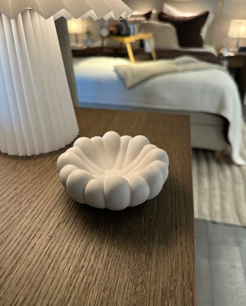 Sunny – handgjort vågformat smyckesfat